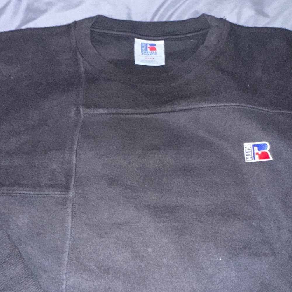 Kith Men's Dark Gray Crewneck Sweater